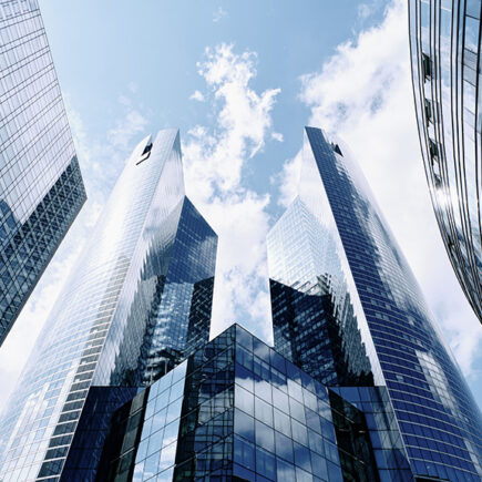 Photo: large corporate buildings photographed from the ground to the sky.
