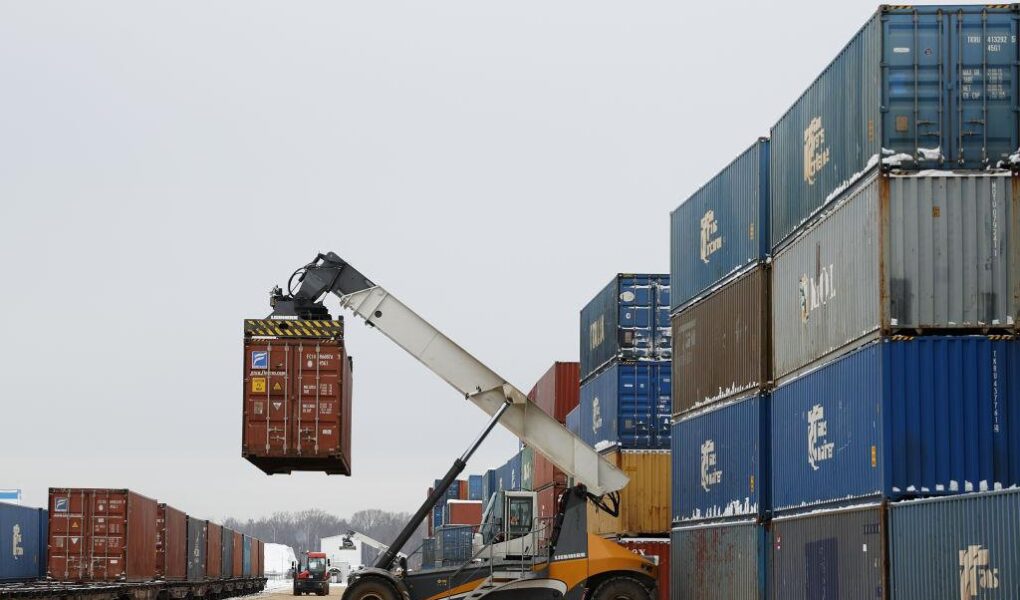 Utiliser le système financier pour imposer des contrôles à l’exportation vers la Russie