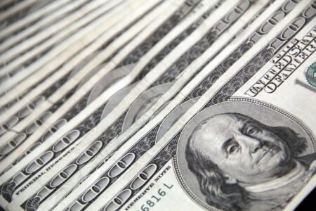 La dédollarisation consiste avant tout à réduire les risques