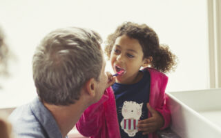 Pourquoi les entreprises de services publics de l’énergie et de l’eau devraient-elles partager des données avec les agences de référence en matière de crédit ?