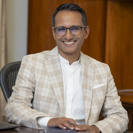 Kartik Athreya lors de sa première année en tant que directeur de recherche de la Fed de New York