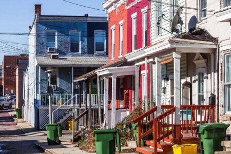 Photo: lower income neighborhood in the U.S.