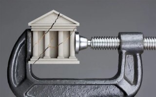 Stress et tensions des IFNB envers les banques