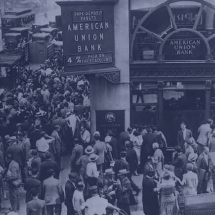 Black and white photo of a bank run on the American Union Bank which collapsed and went out of business on June 30, 1931.