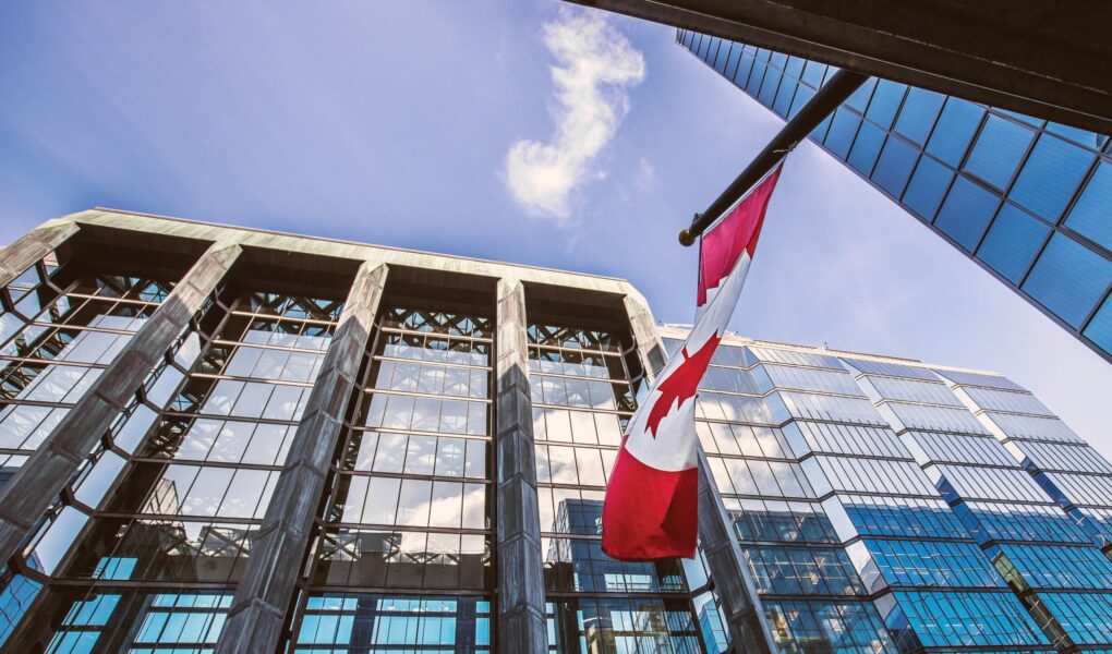 La situation économique du Canada s'inverse après le rapport sur l'emploi de juillet
